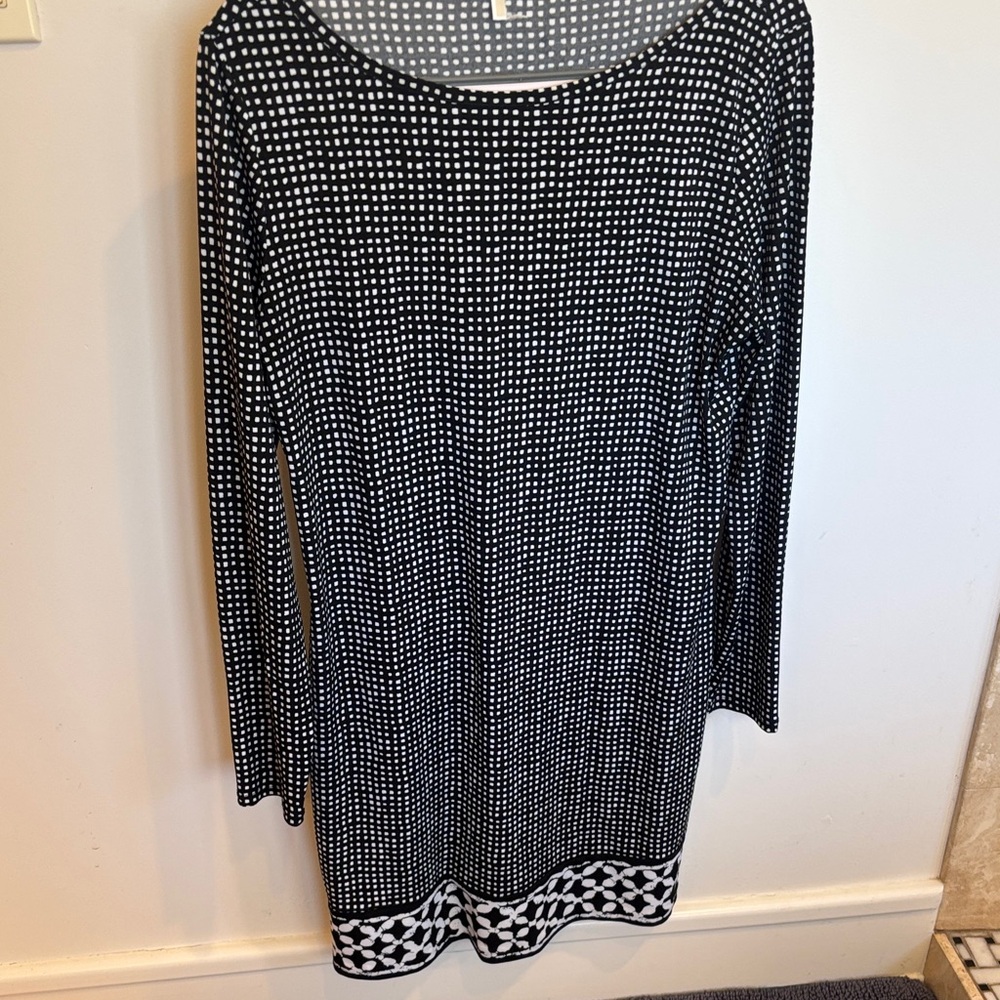 Michael Kors Black and White Geometric Long Sleeve Dress